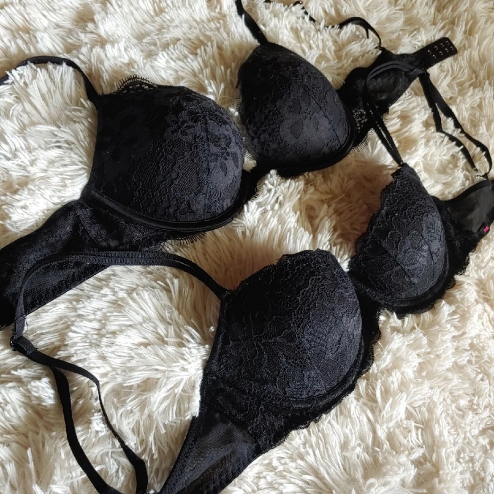 Victoria's Secret Bra Bundle - Picture 8 of 12